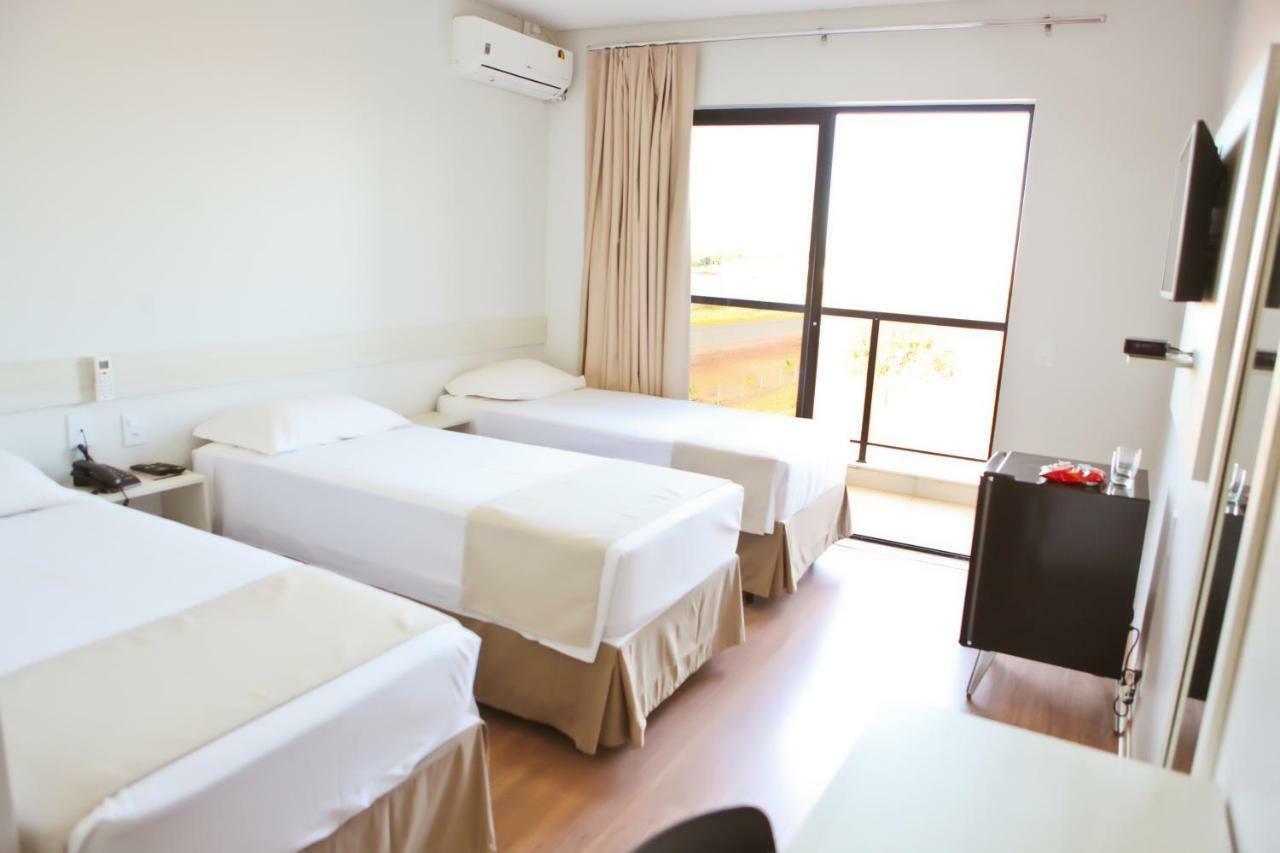 Hotel Ares Do Sertao Chapada Gaucha ภายนอก รูปภาพ